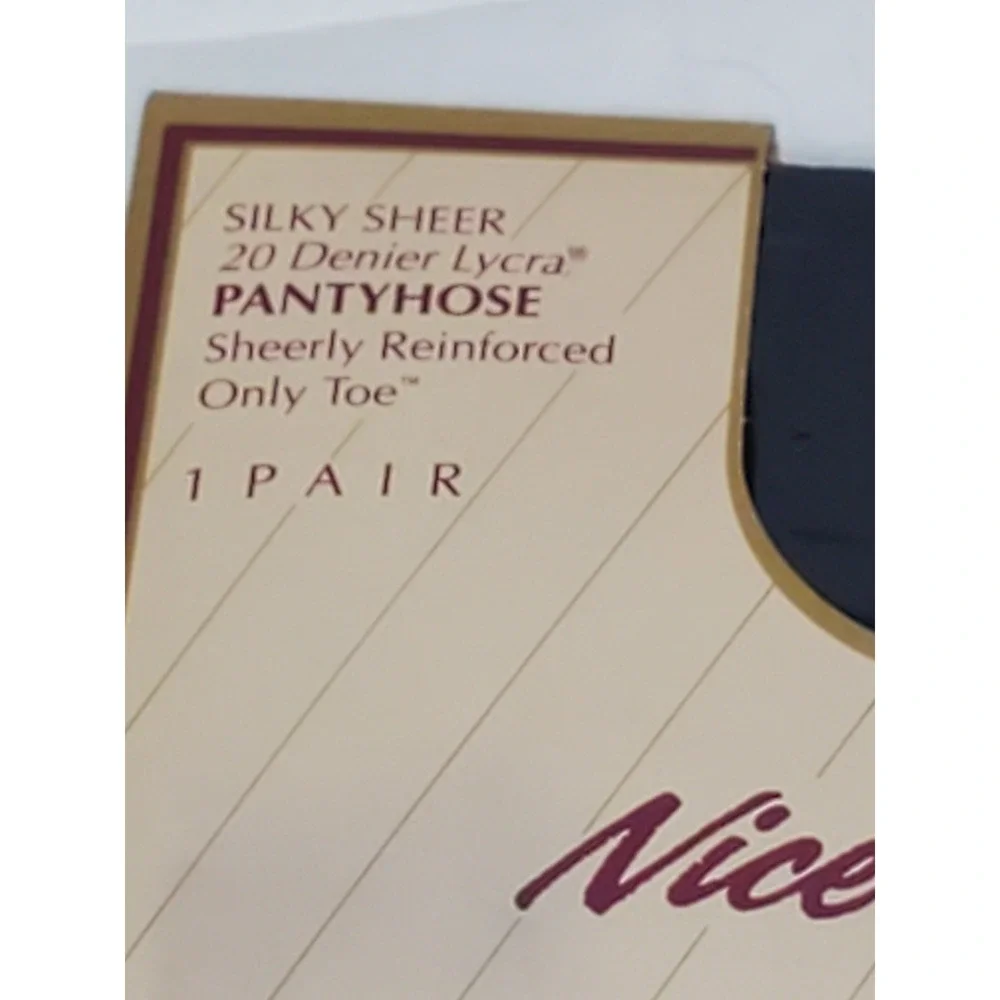 Vntg. Nice Touch Silken Sheers Pantyhose Off Black Size Average‎ 20 Denier Lycra